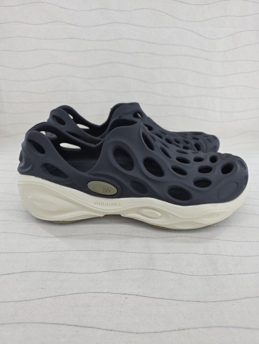 Merrell Mens Hydro Moc Black Cream Slip On Sandals Shoes Size 9 (Womens 11)